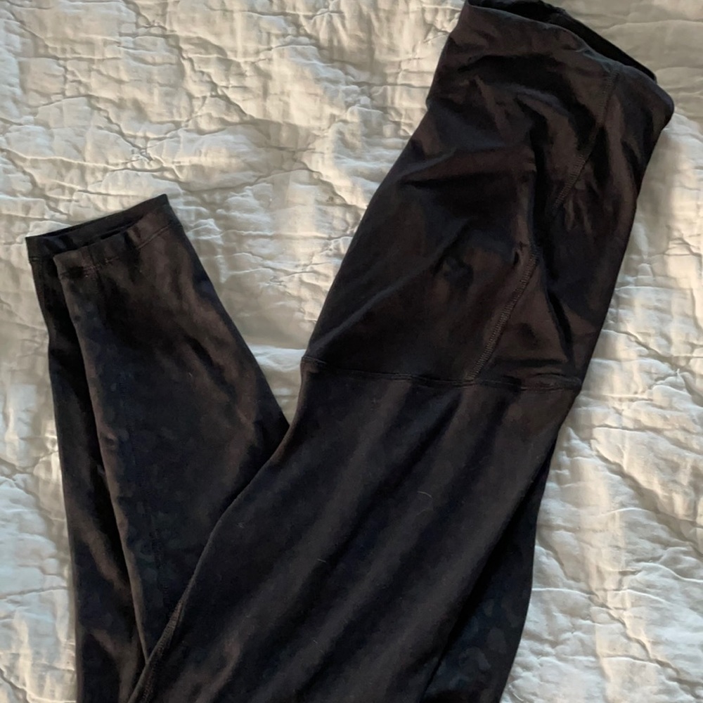Ingrid & Isabel Maternity Leggings